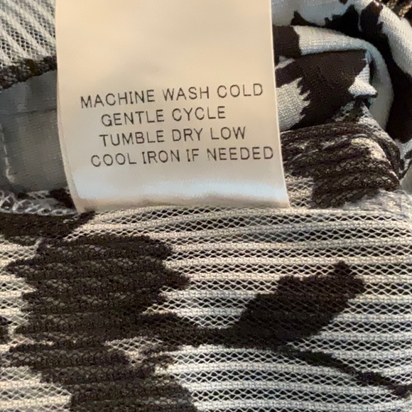 Terra SJ Apparel Evelyn & Arthur Floral Two Pieces Top Set size small - Picture 6 of 10